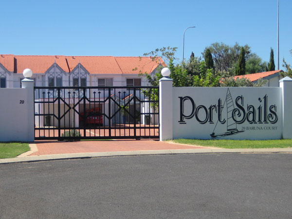Port Sails Canal Villa, Mandurah - entrance to villa complex with security gate