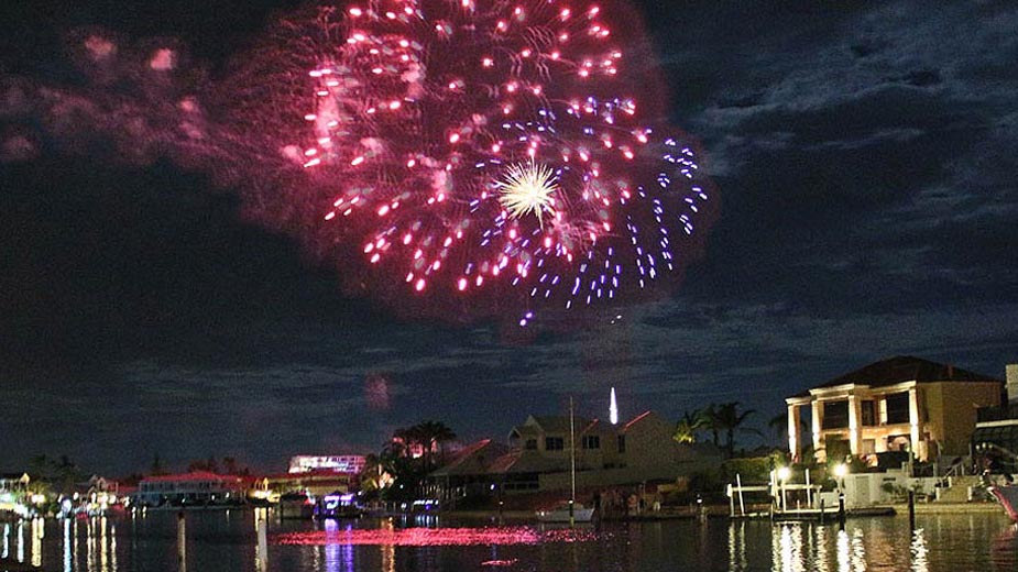 Mandurah’s Christmas and New Year’s Eve Firework displays can be watched from our villa balcony at Port Sails Canal Villa