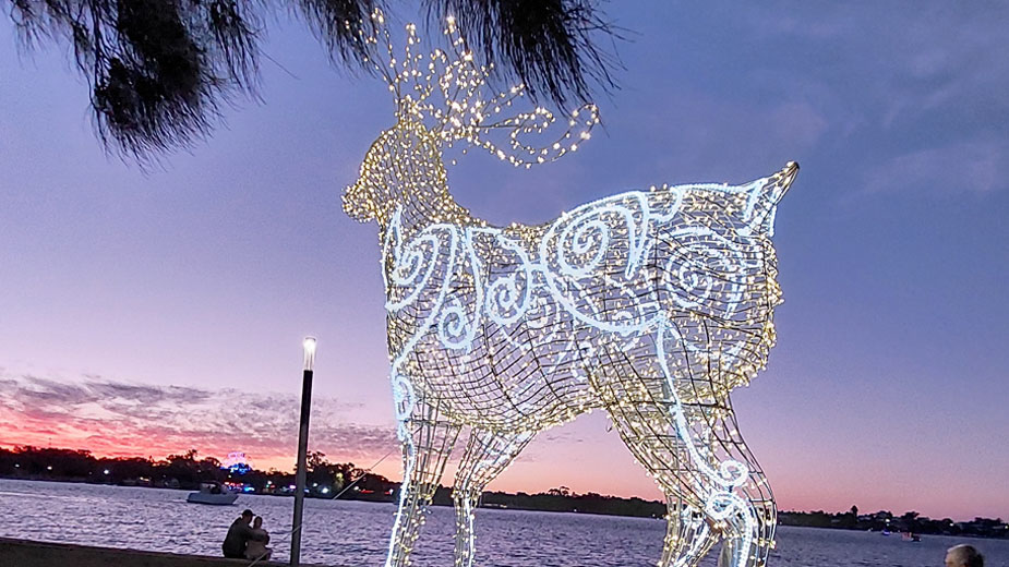 Mandurah’s magical foreshore Christmas lights trail