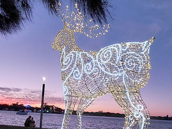 Mandurah’s magical foreshore Christmas lights trail